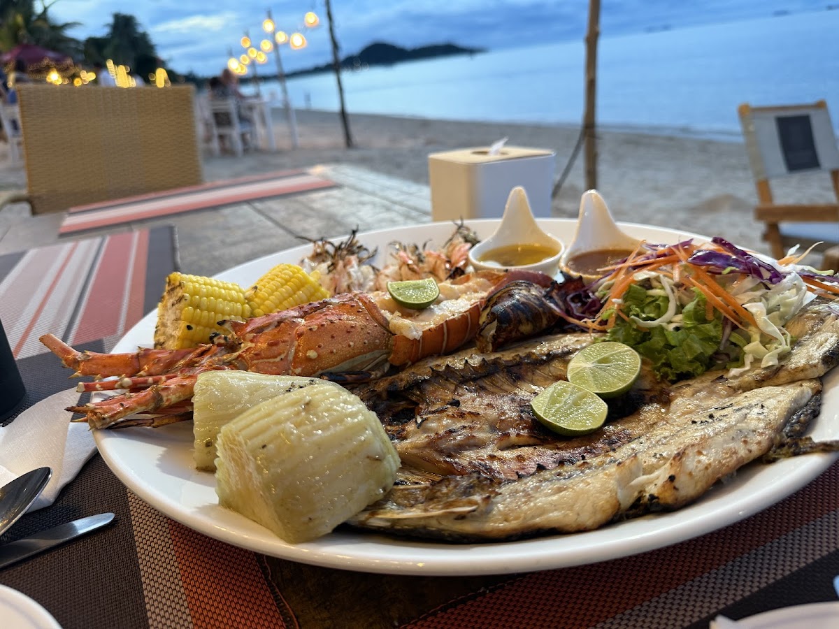 20 Stories Restaurant & Shisha Lounge - beach dining on Koh Samui