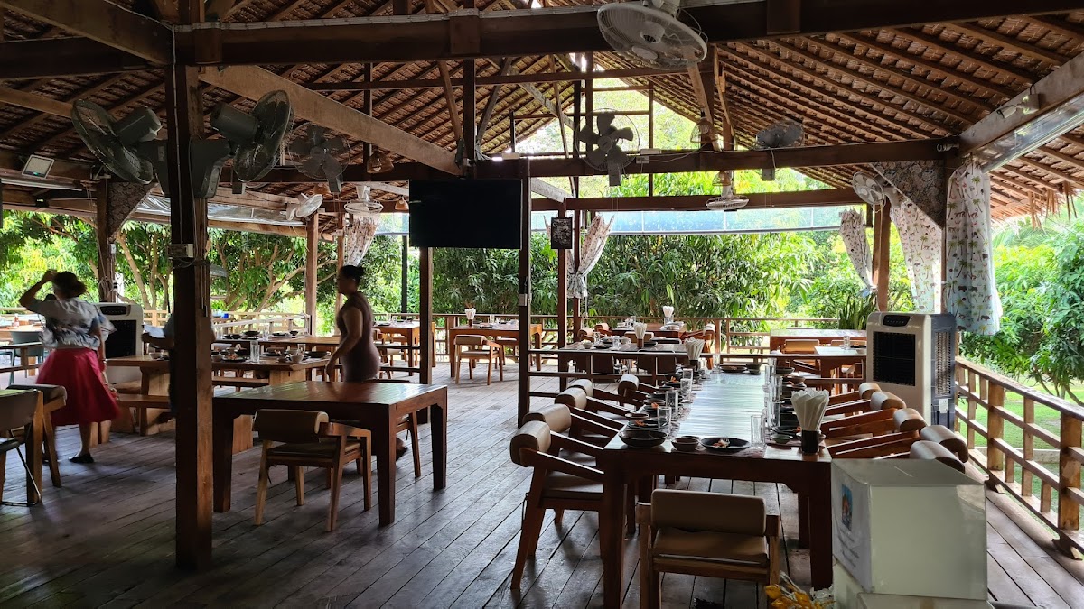 Ban Suan Lung Khai - beach dining on Koh Samui