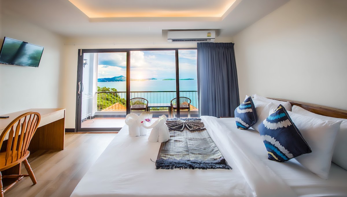 Bayview Resort - Photo 3