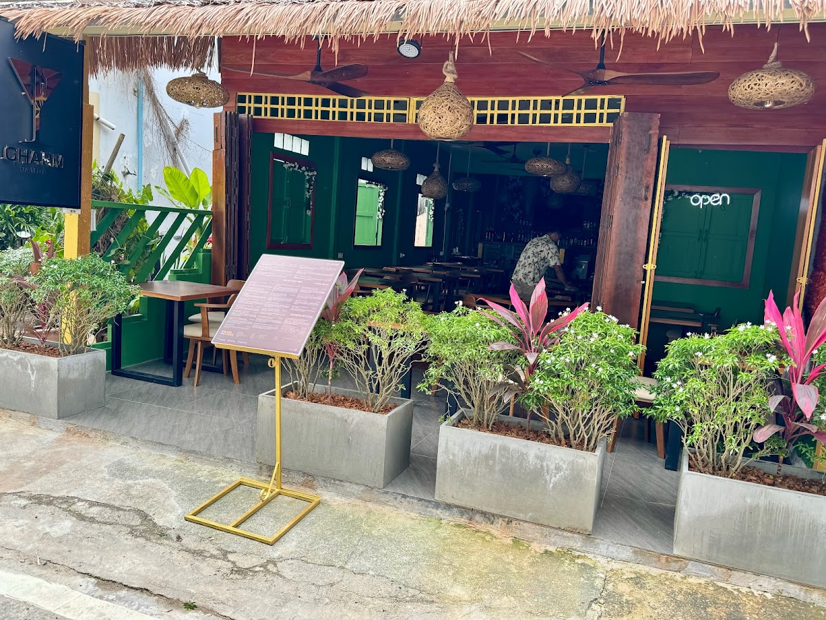 Charm Restaurant - Main view