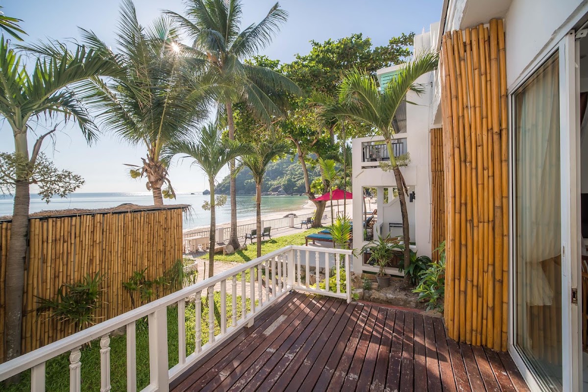 Crystal Bay Beach Resort - Photo 2