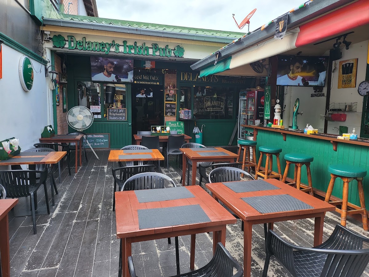 Delaney's Irish Pub - Main view