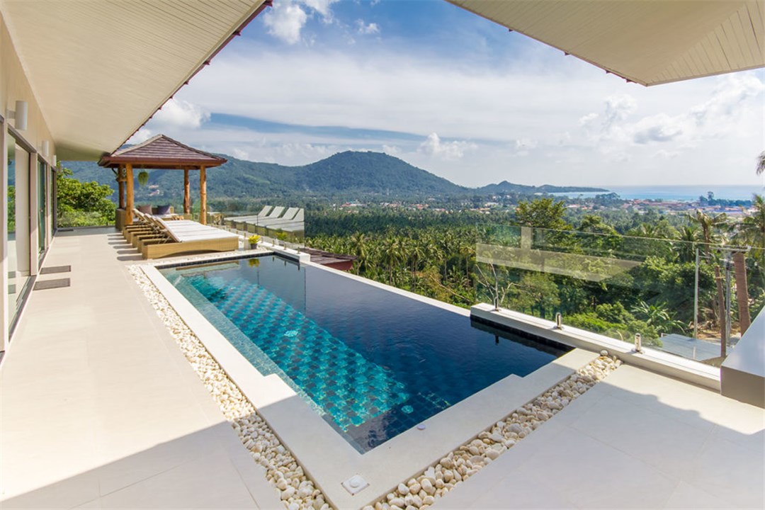 Hanging Villa - Main view