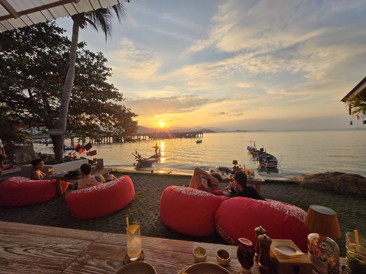 JUZE Island Seafood Brunch & Bar - Photo 4