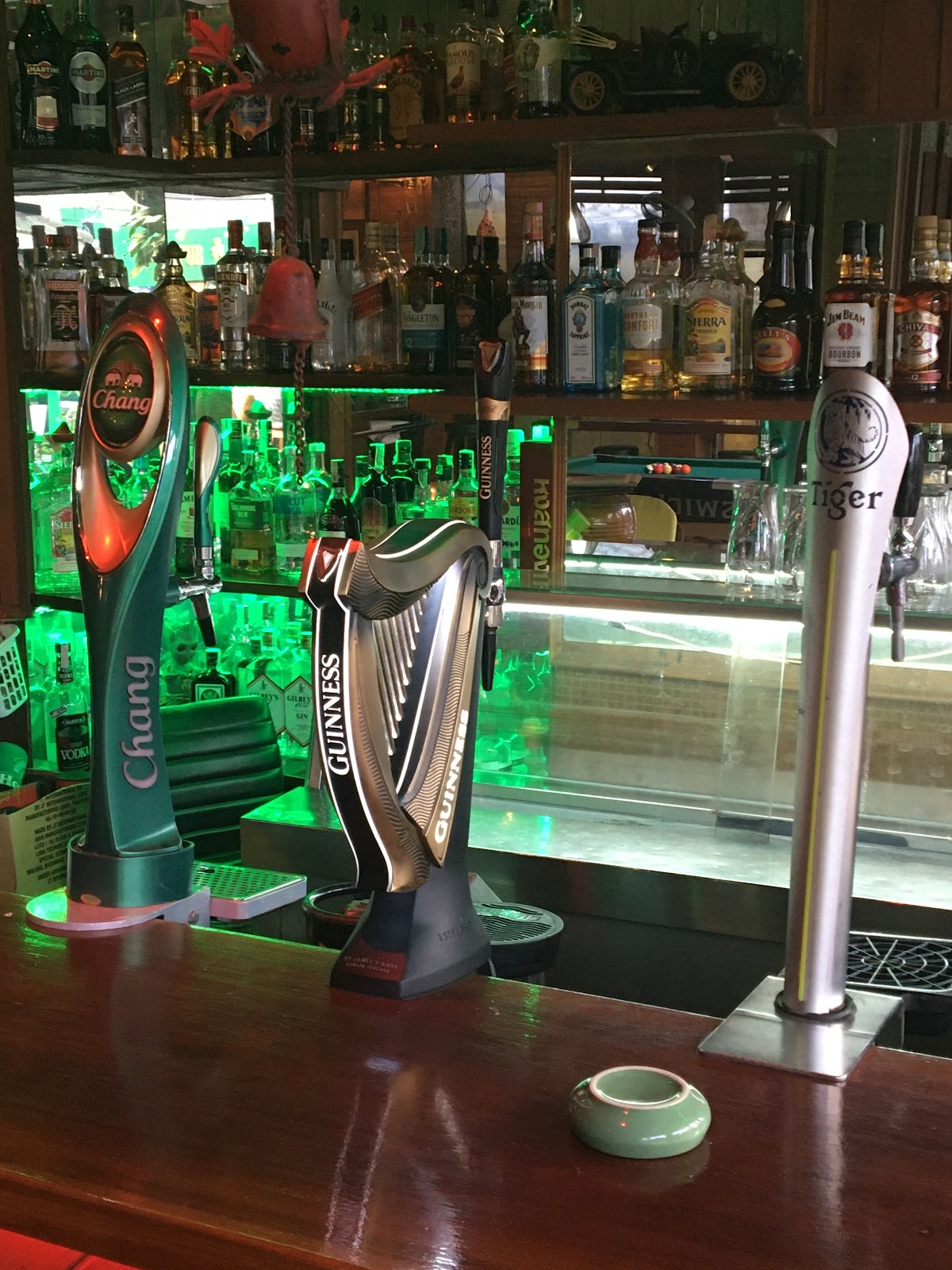 Kelly’s Tavern - Photo 3