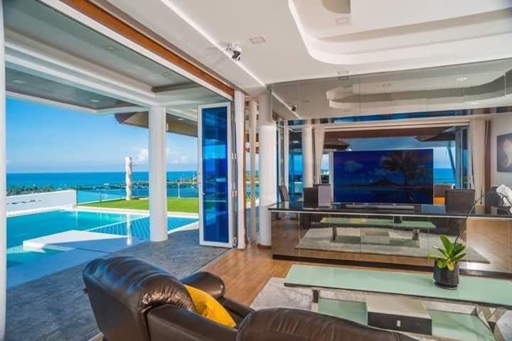 Lamborghini Villa - Photo 5