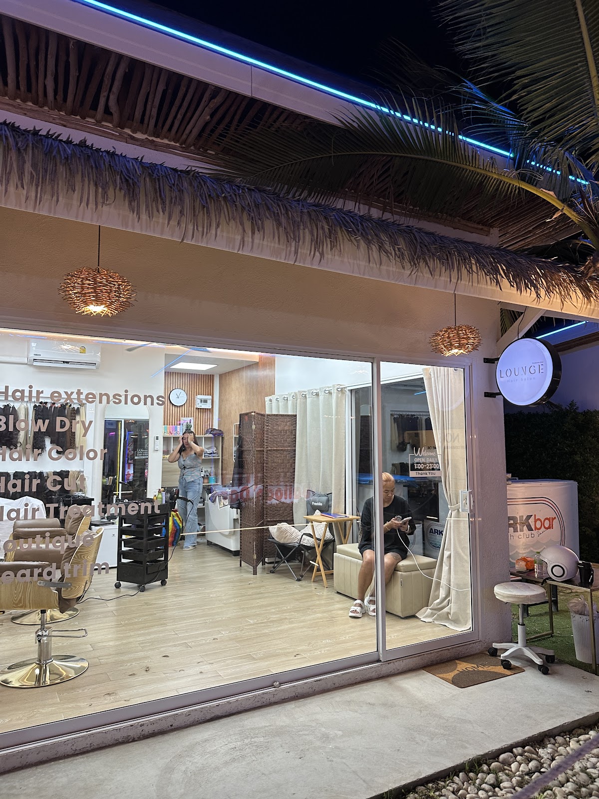 Lounge Hair - Main view