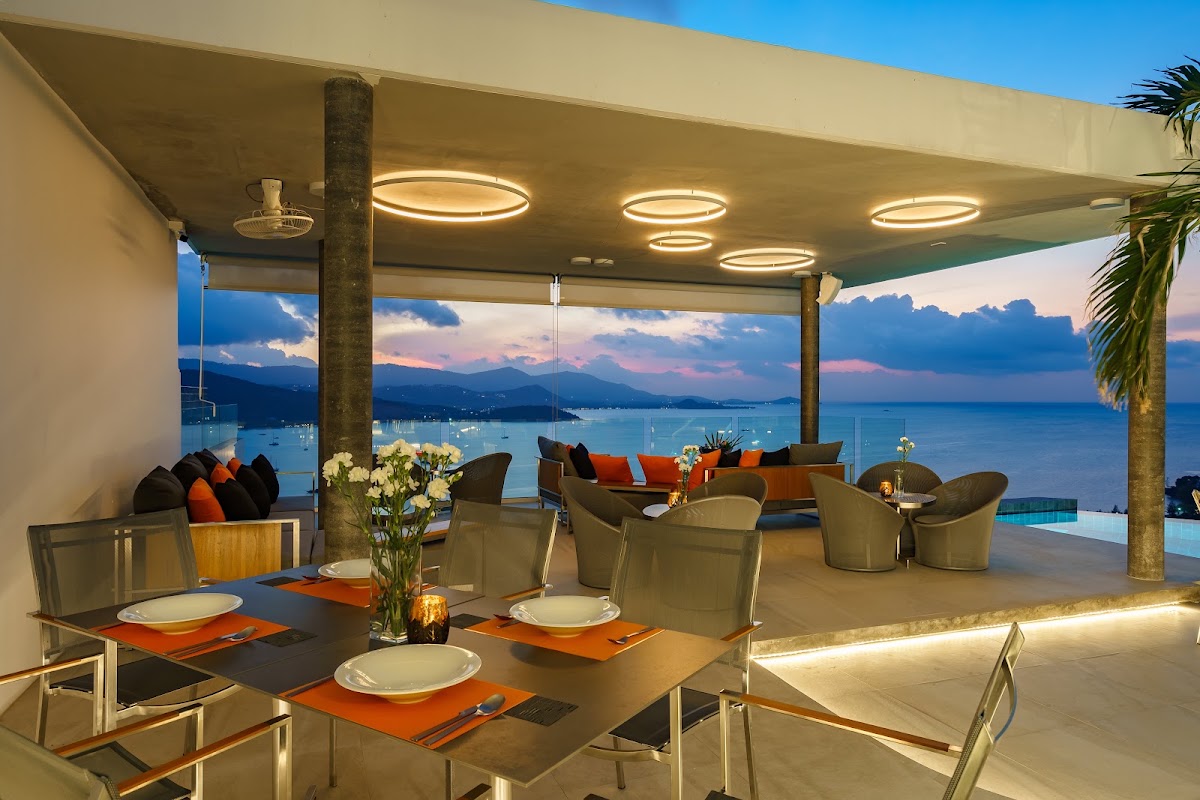 Maithy Pool Lounge & Restaurant - Main view