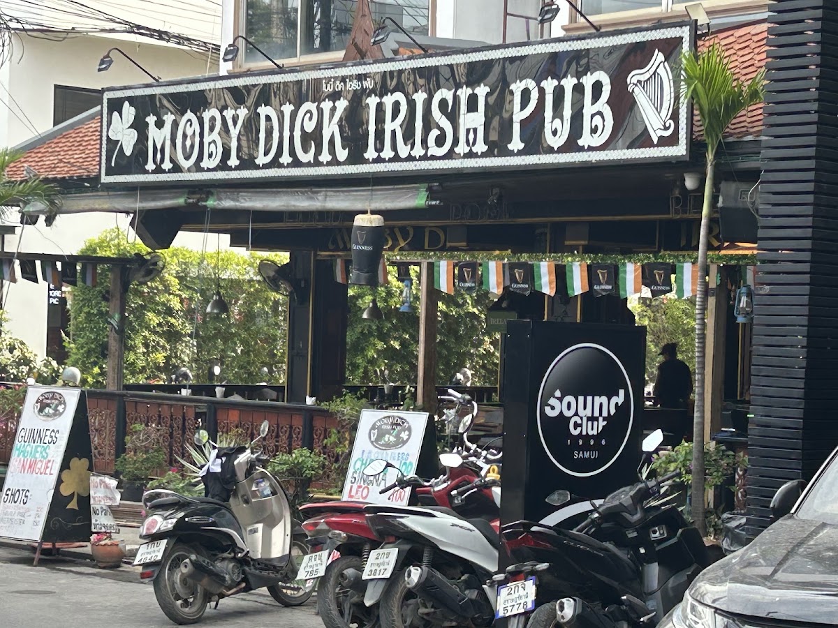Moby Dick Irish Pub - Main view
