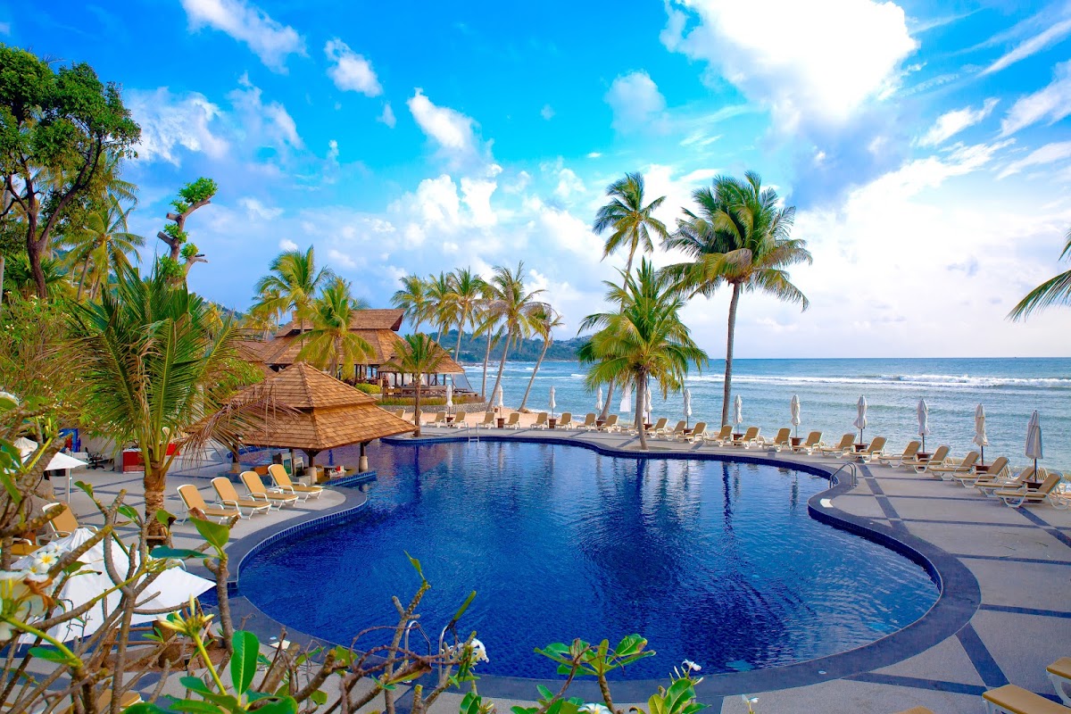 Nora Beach Resort - Main view