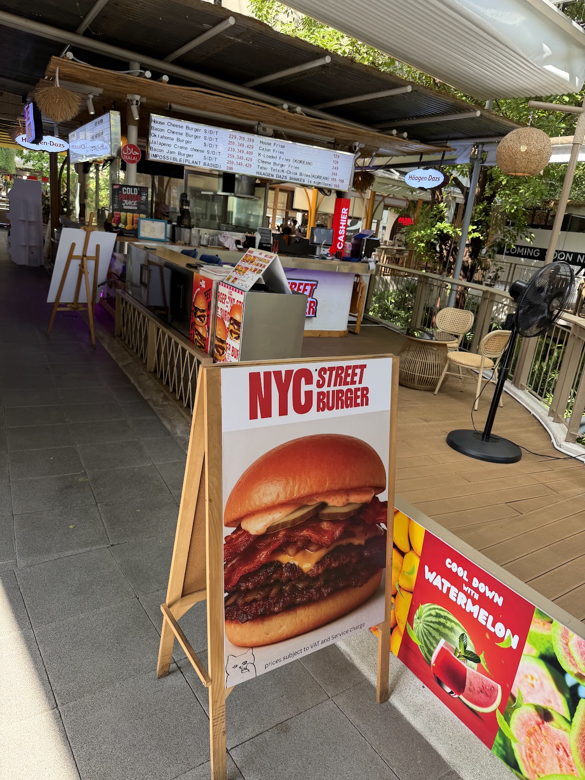 NYC Street Burger - Photo 5