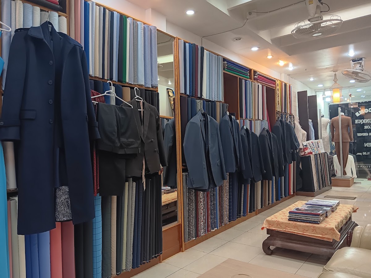 Outfit Tailor - Main view