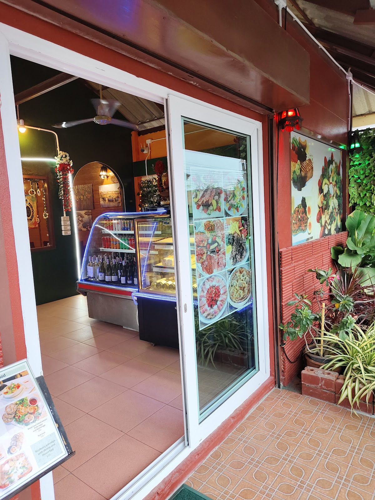 Picollo's - Photo 2