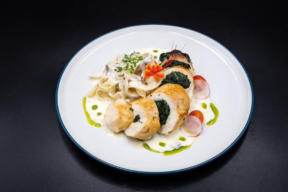Red Fish Restaurant - Photo 3