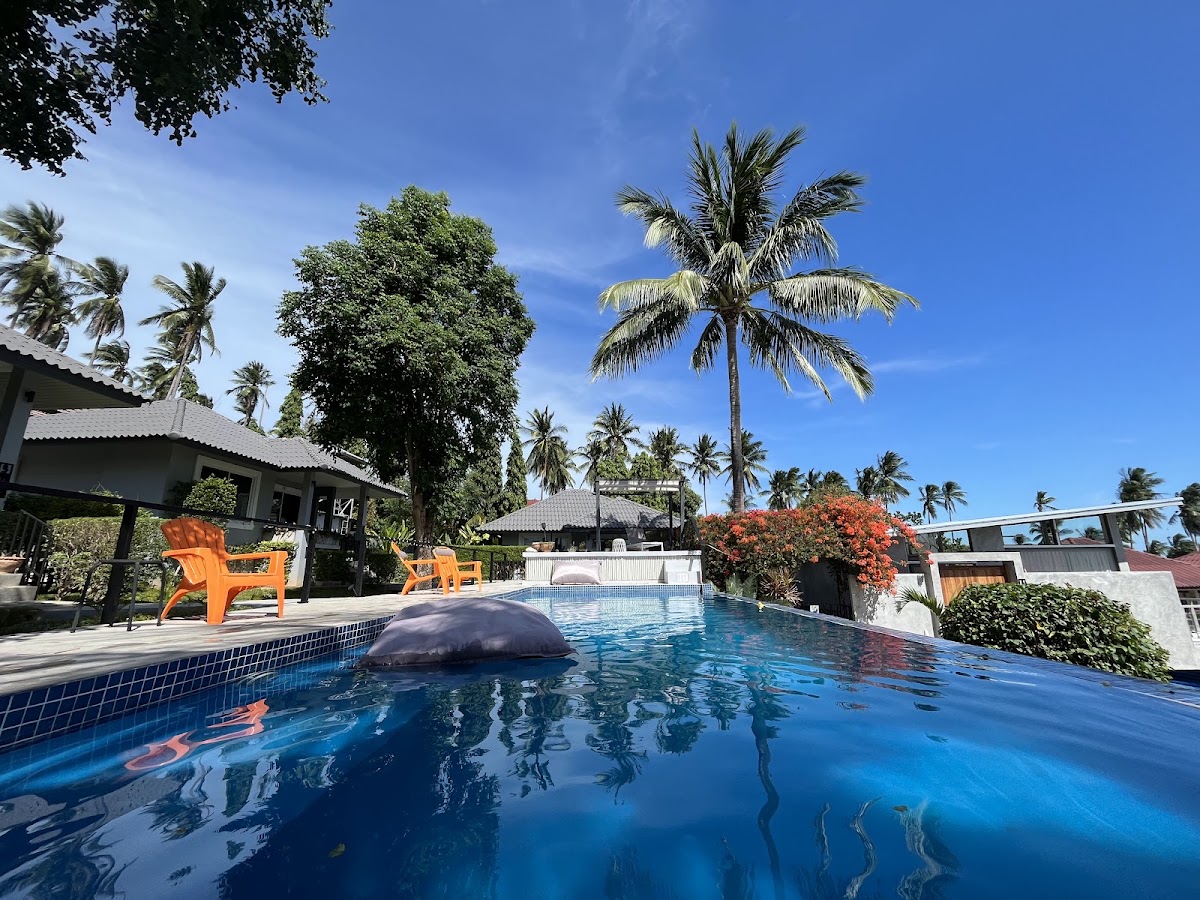 RR Retreat - Main view