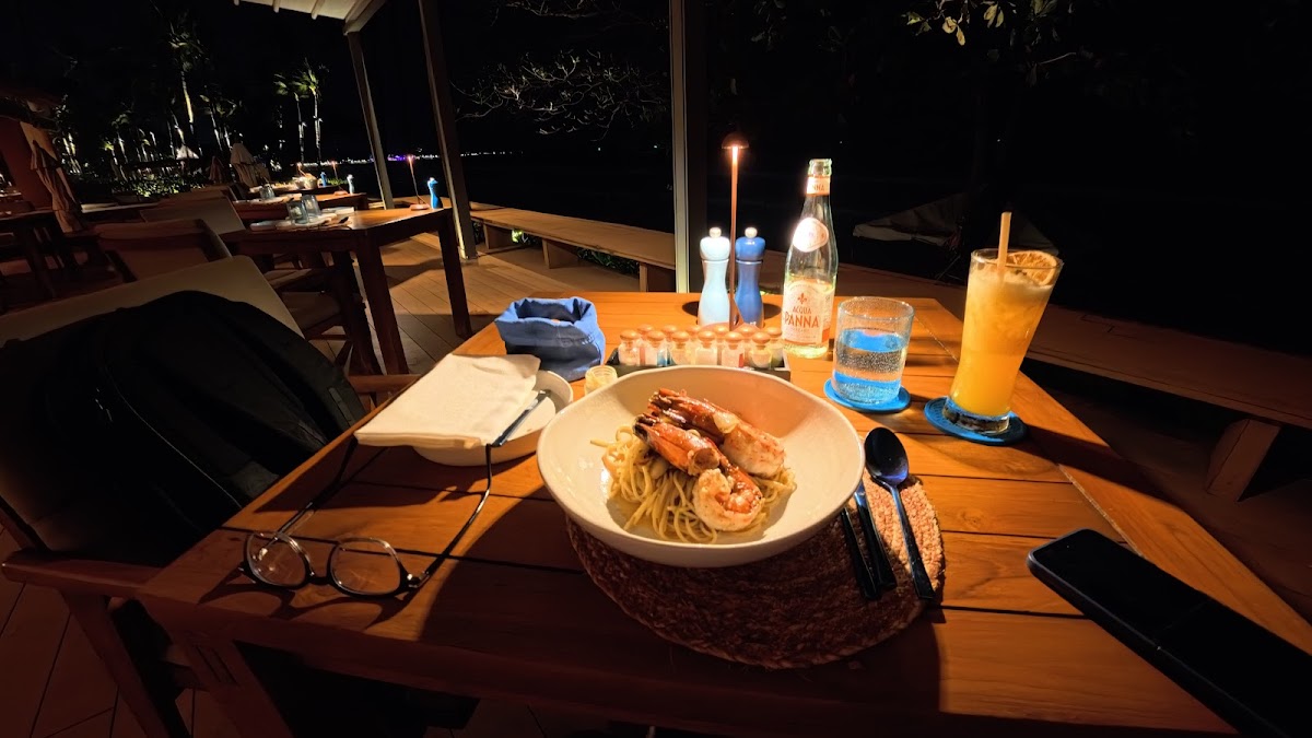 Salt Society Beach Bar & Kitchen - Photo 5