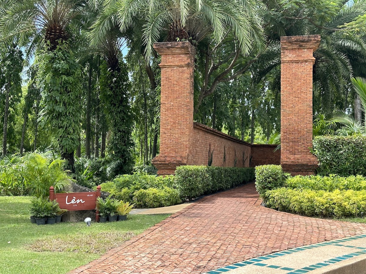 Santiburi Spa - Photo 4