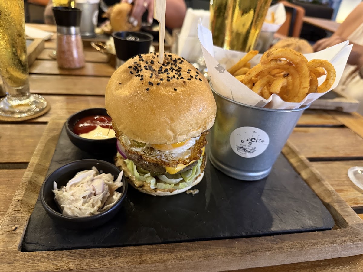 Stacked Burger - Photo 4