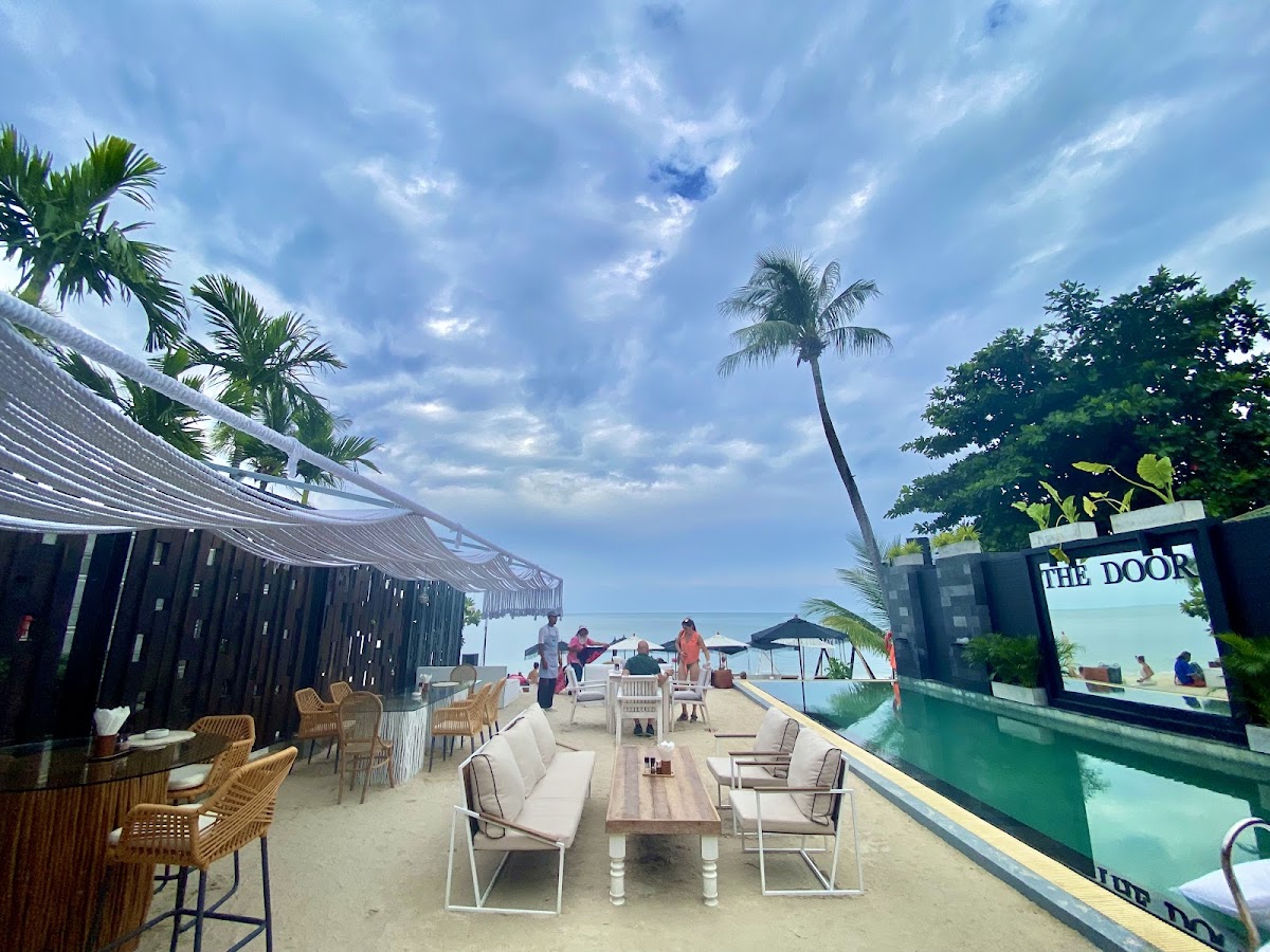The Door Beach Bar & Restaurant - Main view