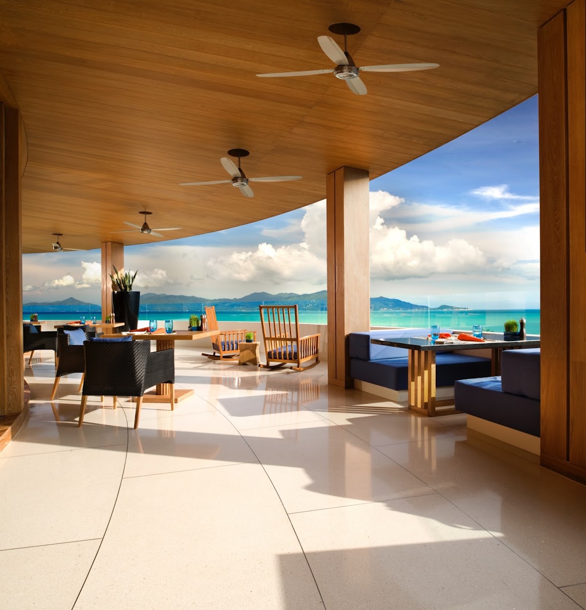 The Kitchen Table - Main view