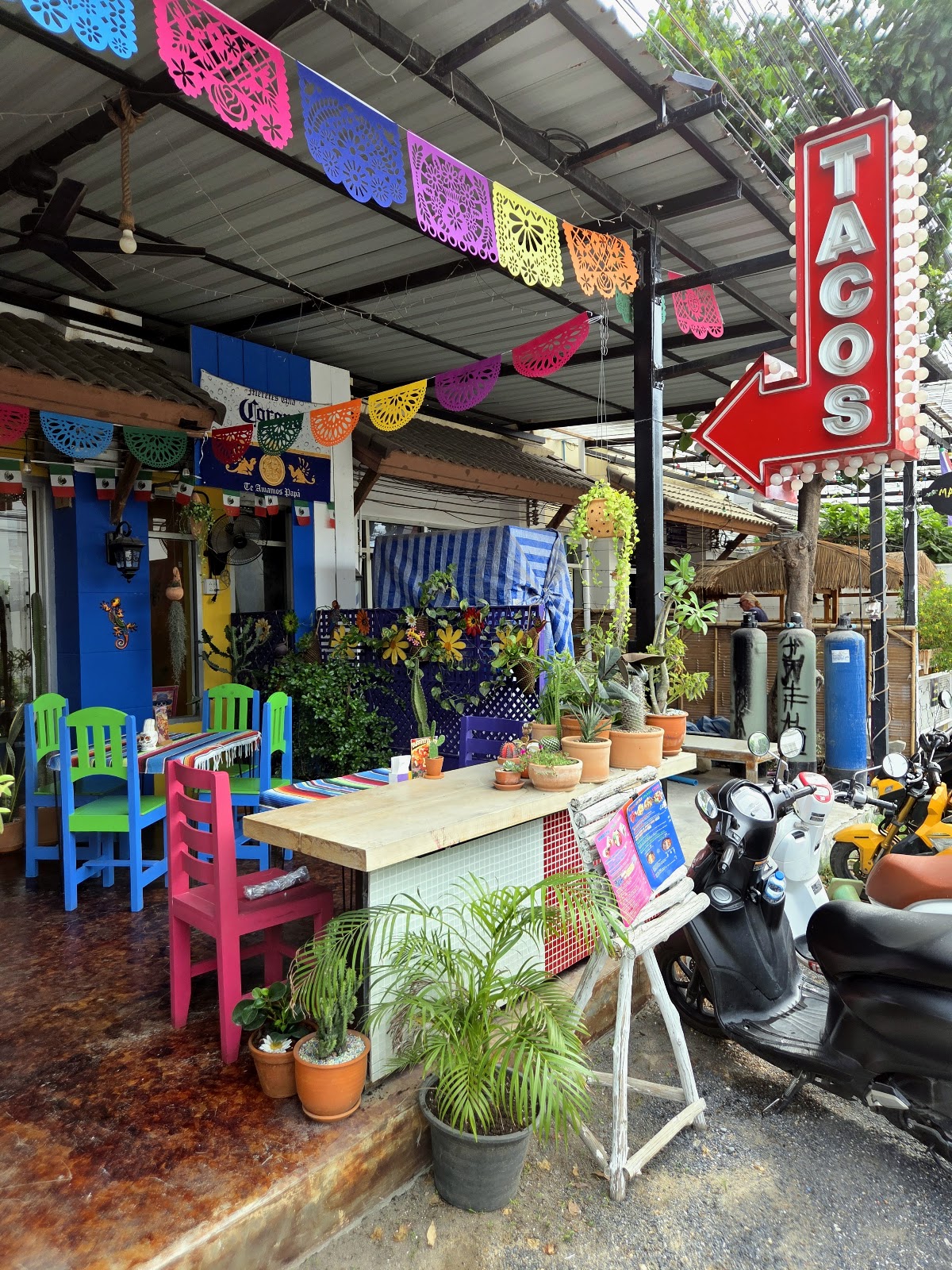 Tito's Tacos - Main view