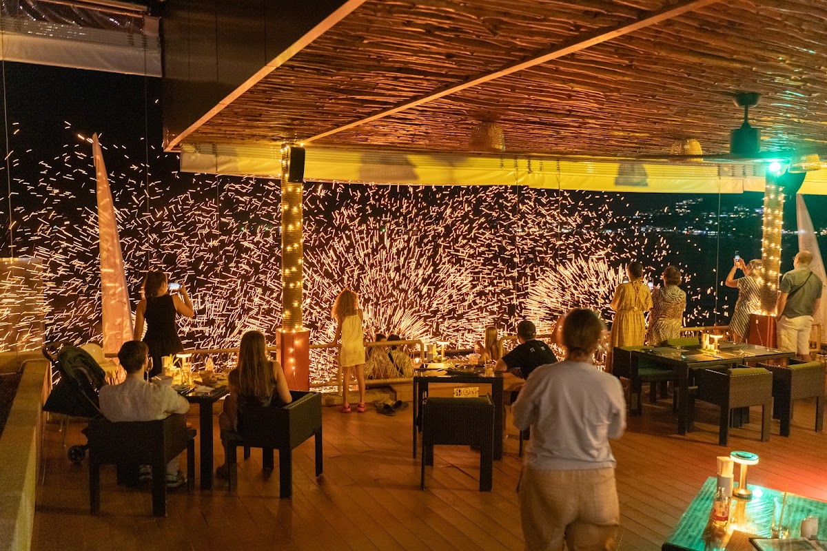 Tropikana Beach Bistro - beach dining on Koh Samui