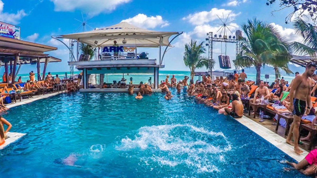 ARK Bar Beach Club - Photo 3