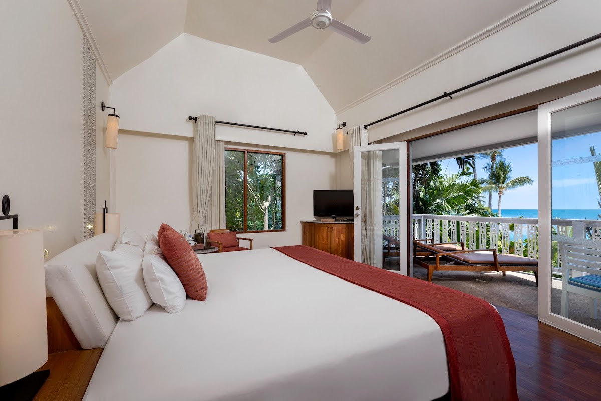 Centara Villas - Photo 3