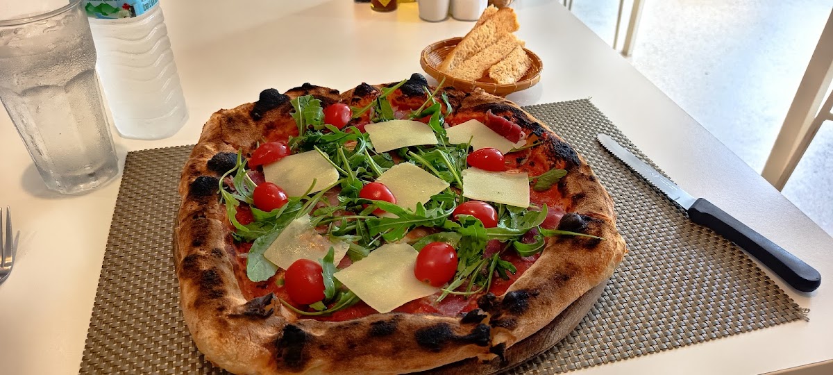 Mozza Pizzeria - Photo 4
