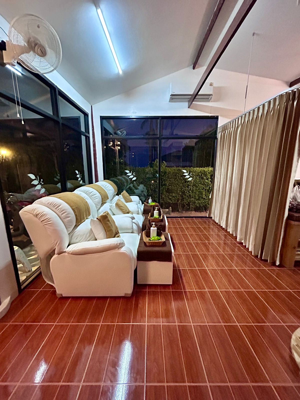 Nakee Thai Massage - Main view