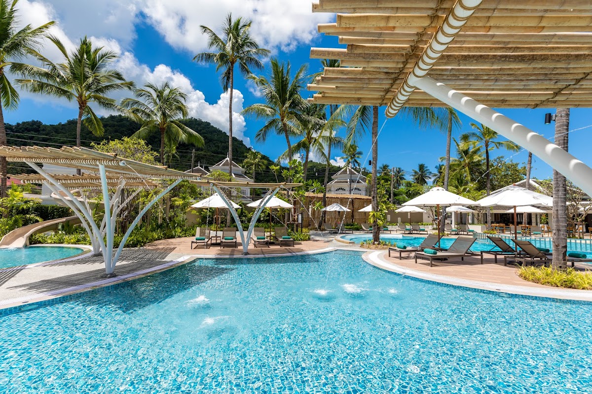Outrigger Beach Resort - Photo 4