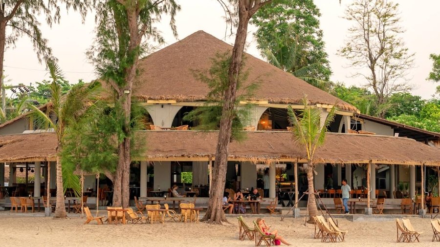 Pi Beach Club & Restaurant - Photo 2