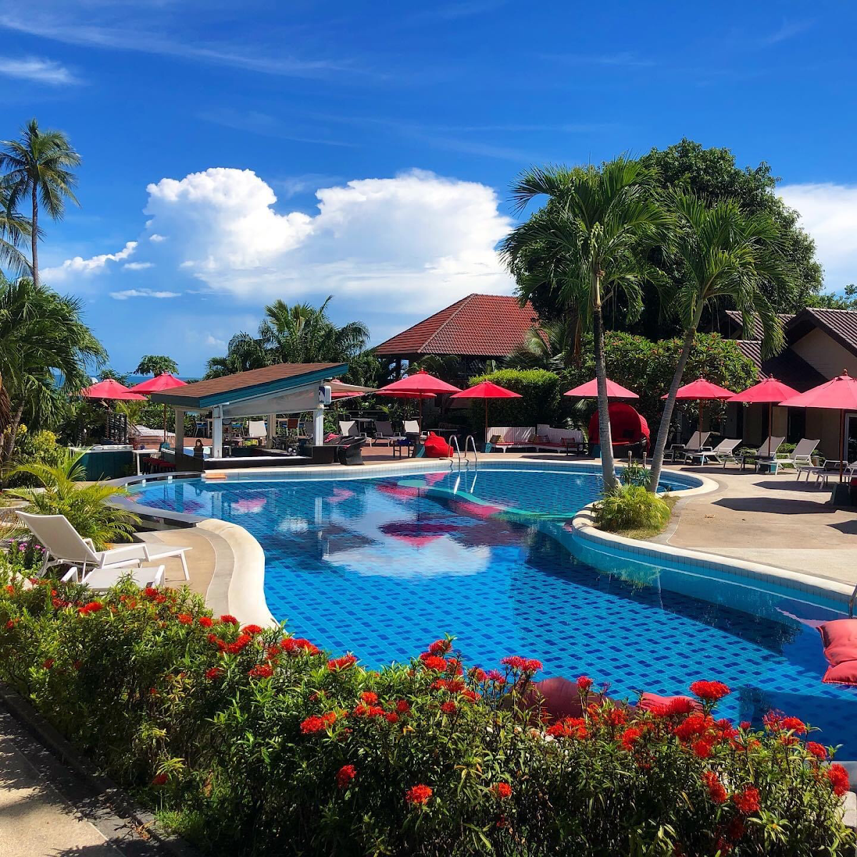 Royal Beach Boutique Resort - Photo 4