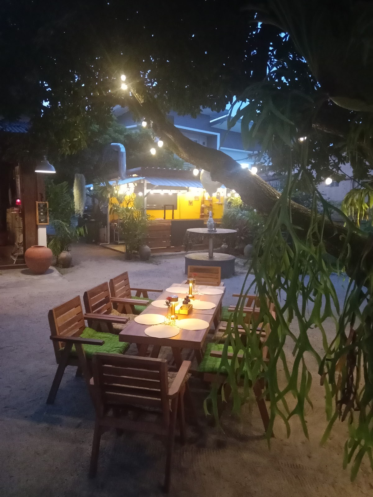 Swag Bistro - Main view