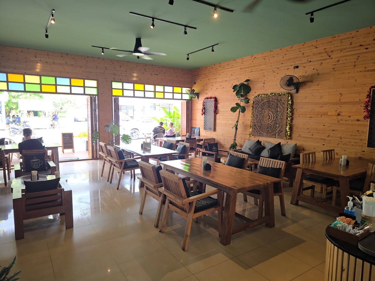 The Pearl Lounge - Photo 5