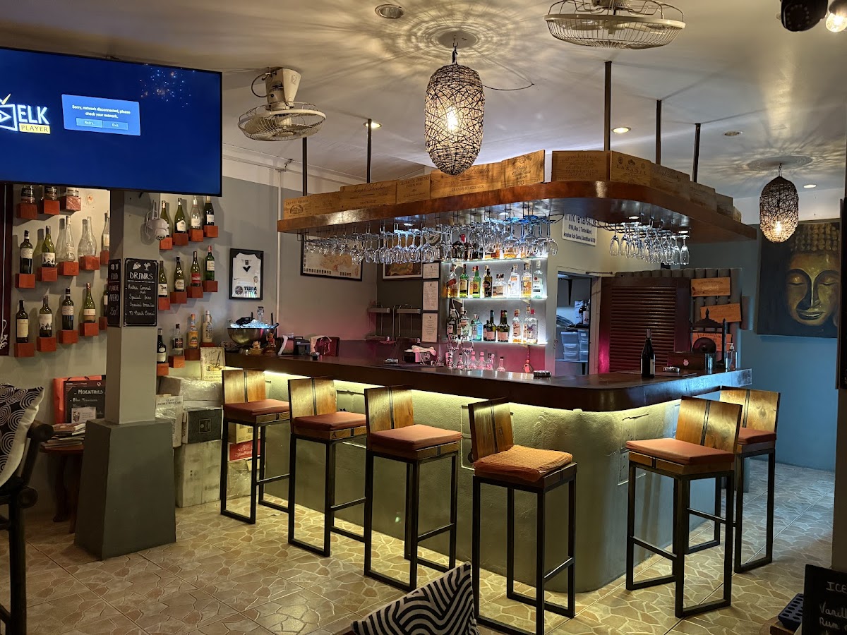 The Wine Bar - Photo 5