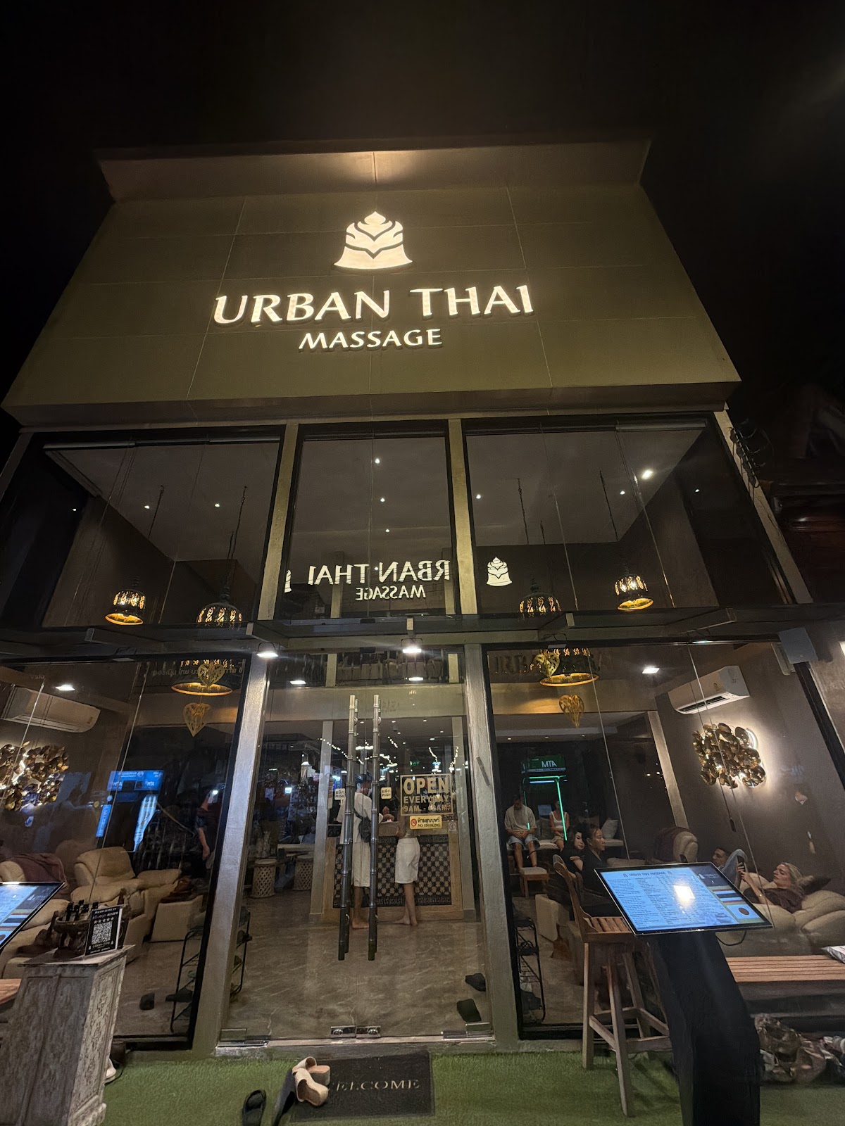 Urban Thai - Photo 3