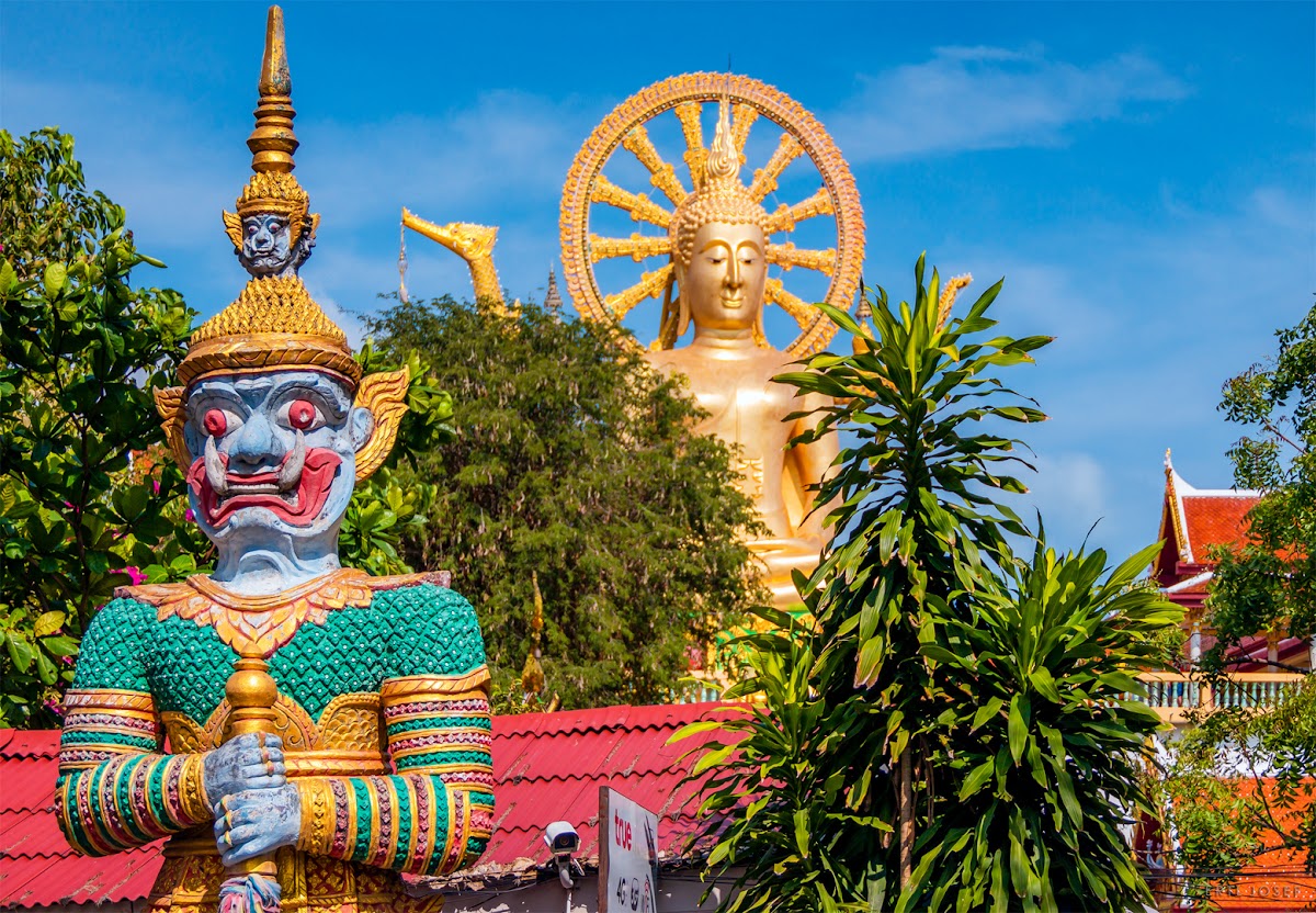 Wat Phra Yai - Photo 5