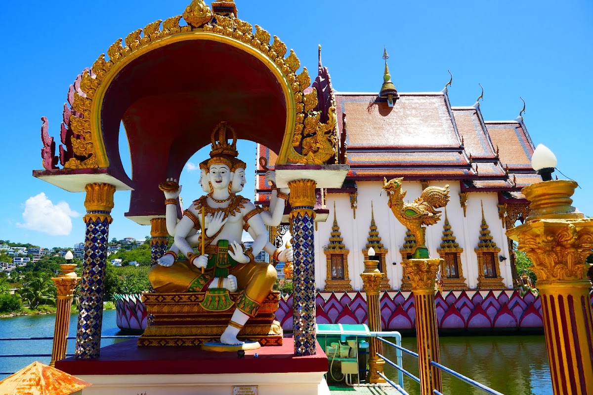 Wat Plai Laem - Photo 4